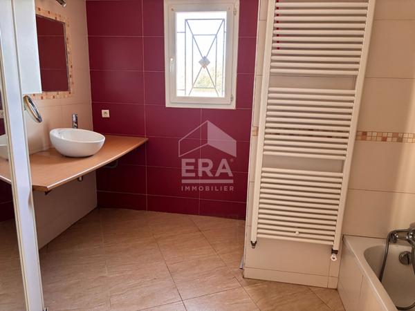 Villa de 176 m2 aux portes de la mer ? Élégance & art de vivre à Sigean