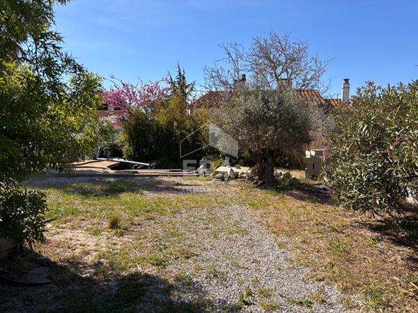 Villa de 176 m2 aux portes de la mer ? Élégance & art de vivre à Sigean