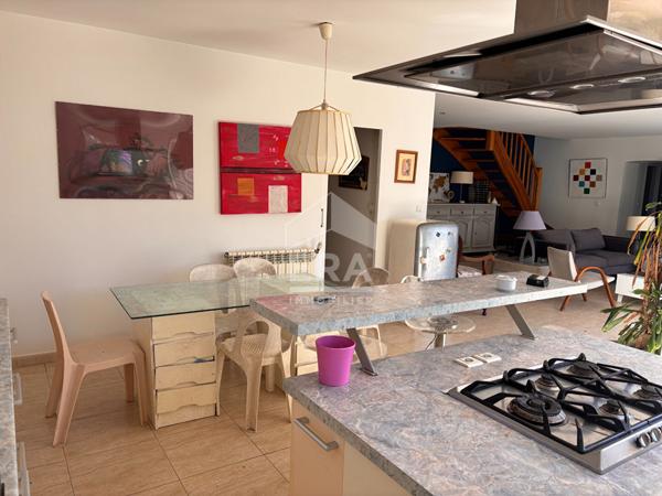 Villa de 176 m2 aux portes de la mer ? Élégance & art de vivre à Sigean
