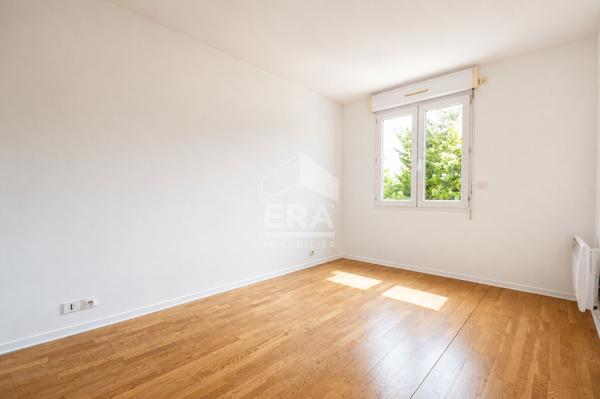 2 pièces 58 m² CALME-BALCON-PARKING