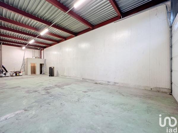 Location atelier 100 m² Brie-Comte-Robert