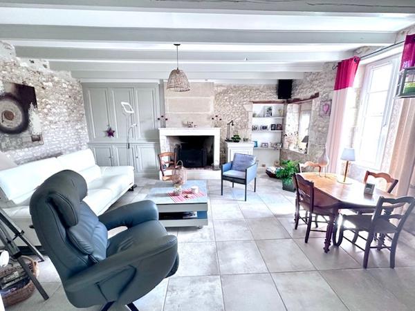 Maison 8 pièces - 180 m² Exclusivité efficity