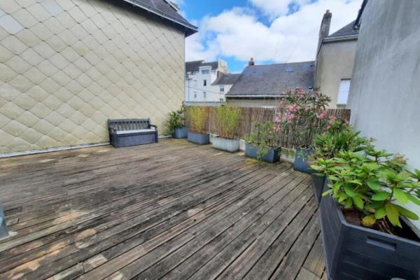 Louer appartement 5 pièces de 193 m²
