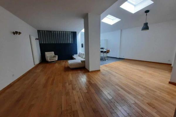 Louer appartement 5 pièces de 193 m²