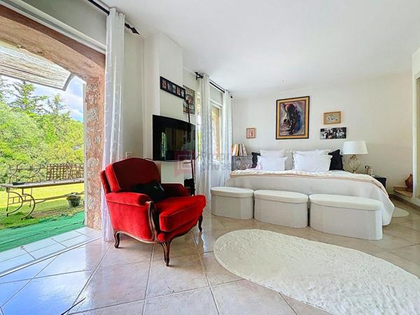 Villa 5 pièces 182 m2 avec TERRAIN DE 1600 M2