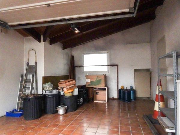LA ROCHELLE - Quartier Saint-Eloi, Terrain avec dépendances et garage