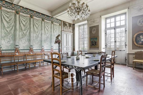 Toulouse, Château 6 Chambres -  1 000 m² à vendre