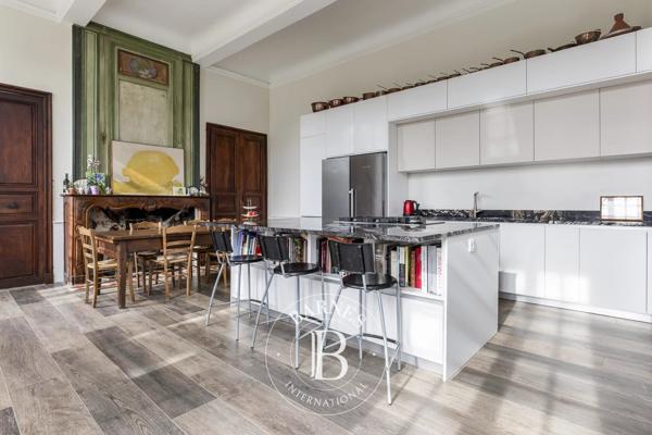 Toulouse, Château 6 Chambres -  1 000 m² à vendre