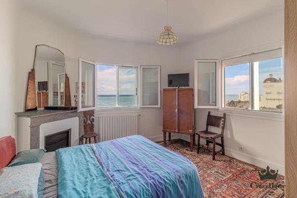 Maison
                                                                                                                                                                                                                                                                                                                        6 pièce(s)                                                                                                                                                                                                          4 chambre(s)                                                                                                                                                                                                          105  m²