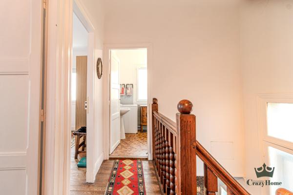 Maison
                                                                                                                                                                                                                                                                                                                        6 pièce(s)                                                                                                                                                                                                          4 chambre(s)                                                                                                                                                                                                          105  m²