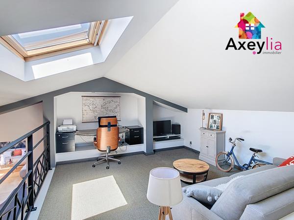 Roanne (42300) A VENDRE - ROANNE - LOFT AVEC TERRASSE SANS VIS-À-VIS ET GARAGE