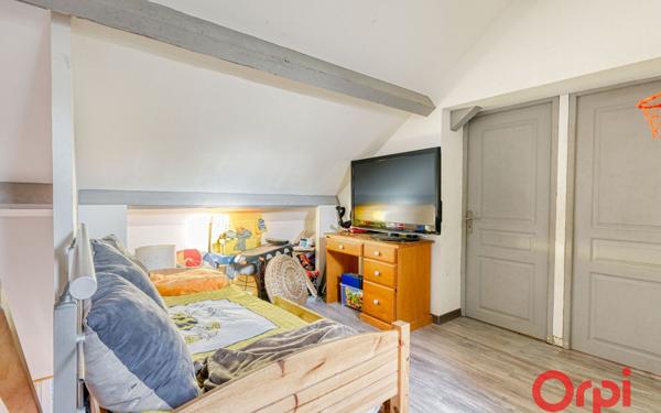 Maison à vendre    5 pièces •  Saint-Genis-Laval