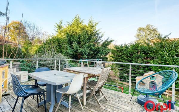 Maison à vendre    5 pièces •  Saint-Genis-Laval