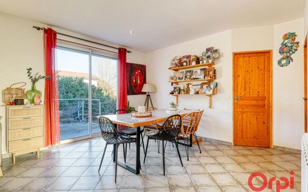 Maison à vendre    5 pièces •  Saint-Genis-Laval