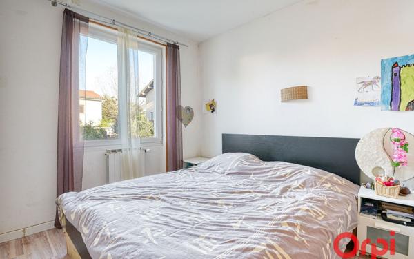 Maison à vendre    5 pièces •  Saint-Genis-Laval