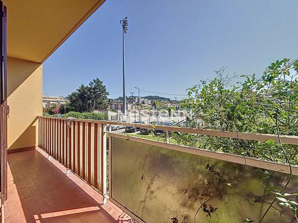 Vallauris - 3/4 Pièces - 72 m² - Parking - Cave.