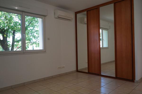 Villa ou ensemble immobilier à Golbey