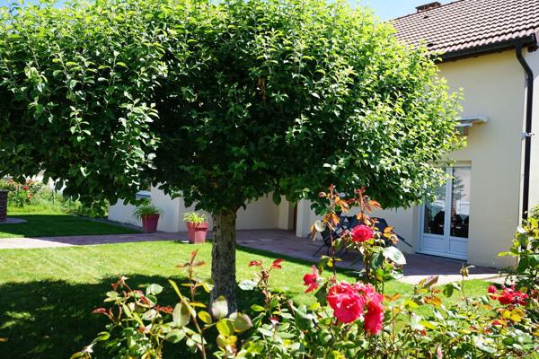 Villa ou ensemble immobilier à Golbey