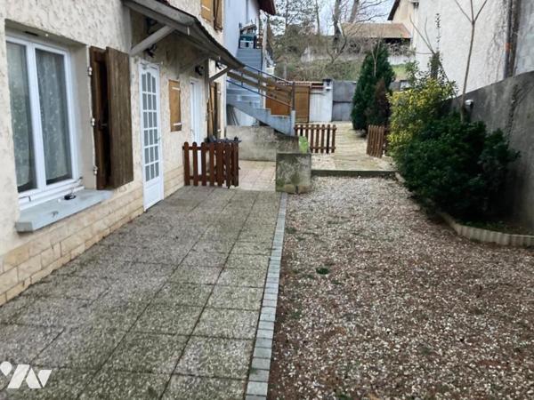 BALAN - APPARTEMENT EN RDC AVEC TERRASSE ET JARDINET