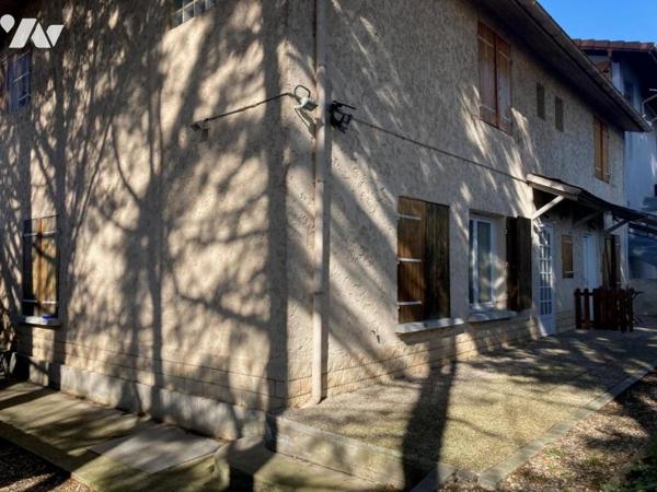 BALAN - APPARTEMENT EN RDC AVEC TERRASSE ET JARDINET