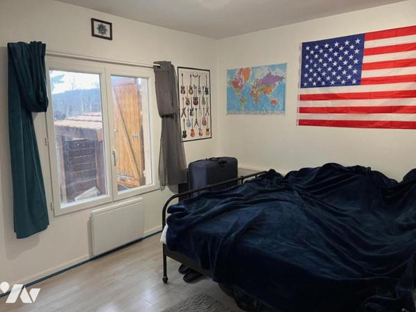 BALAN - APPARTEMENT EN RDC AVEC TERRASSE ET JARDINET