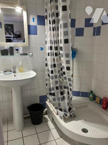 BALAN - APPARTEMENT EN RDC AVEC TERRASSE ET JARDINET