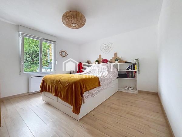 Plain-pied 87 m², village agréable et paisible