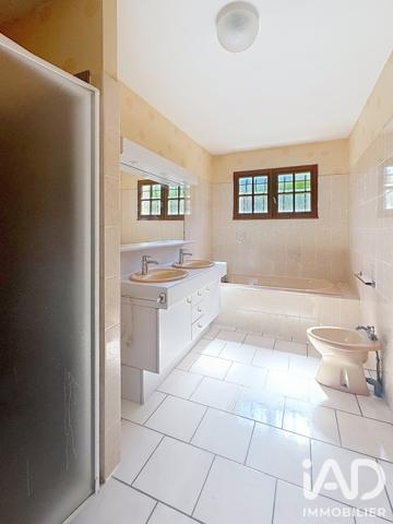 Maison à vendre 5 pièces 116 m² Le Haillan