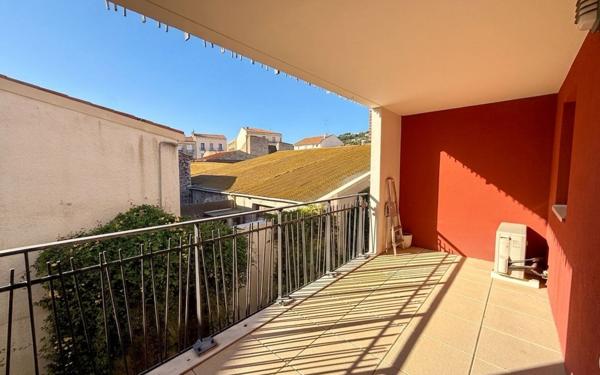 Appartement à vendre    3 pièces • 70 m2 Sète