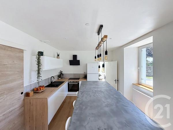 Maison à vendre  6 pièces - 161,40 m 2   LANNION  - 22
