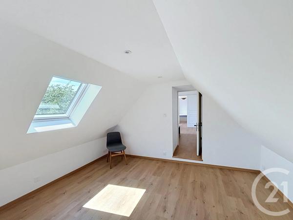 Maison à vendre  6 pièces - 161,40 m 2   LANNION  - 22
