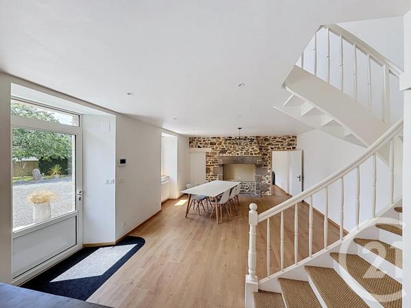 Maison à vendre  6 pièces - 161,40 m 2   LANNION  - 22