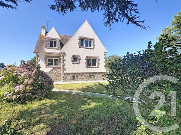 Maison à vendre  6 pièces - 161,40 m 2   LANNION  - 22