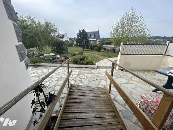 Maison en pierres avec grand jardin clos et terrain constructible détachable 