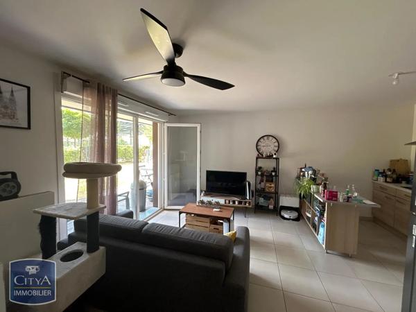 Appartement à louer 3 pièces 64.77m² Clermont-Ferrand (63000)