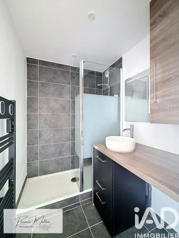Appartement à vendre 3 pièces 64,15 m² Guyancourt