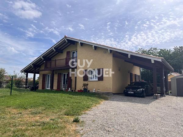 AUCAMVILLE Charmante villa T6
