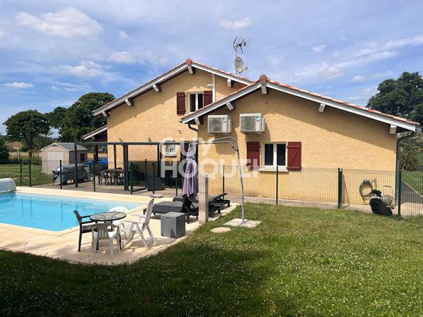 AUCAMVILLE Charmante villa T6