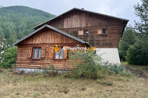 Vente                                                      Chalet
                        
                     6 pièces                      91 m2                     à Abriès-Ristolas