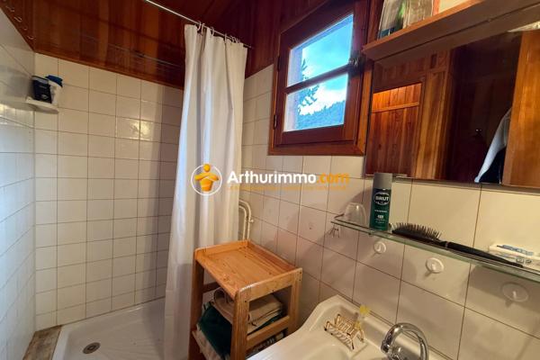 Vente                                                      Chalet
                        
                     6 pièces                      91 m2                     à Abriès-Ristolas