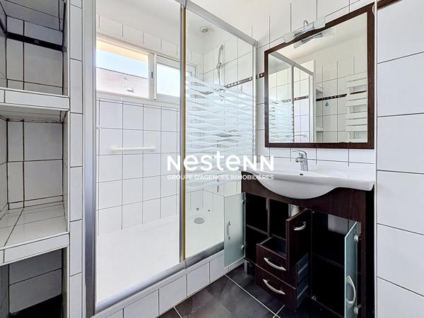 Maison - 5 pièces - 87 m² - ERGUE-GABERIC -  à proximité immédiate des commerces