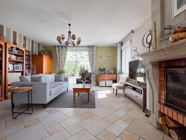 A vendre Maison Corzé , 5 chambres, jardin, garage, 210m2, vie de plain-pied