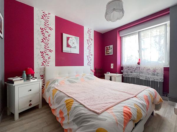A vendre Maison Corzé , 5 chambres, jardin, garage, 210m2, vie de plain-pied
