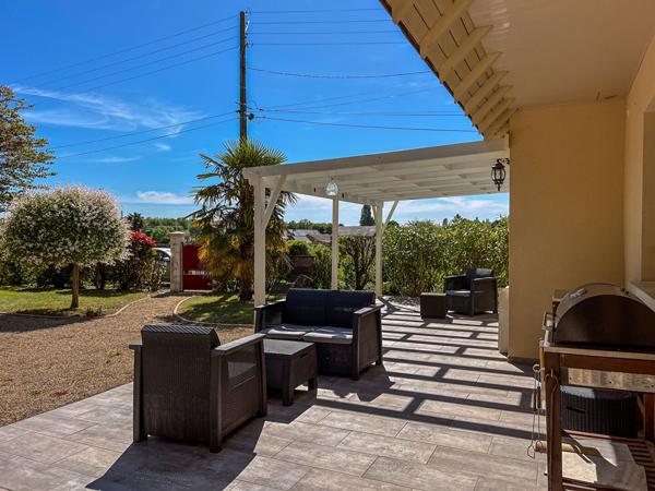 A vendre Maison Corzé , 5 chambres, jardin, garage, 210m2, vie de plain-pied
