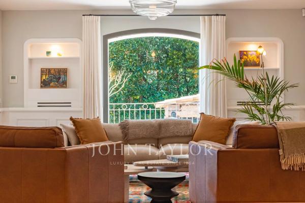 Proche Mougins Village – Beau mas provençal rénové
