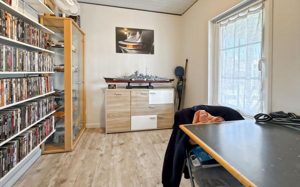 Maison à vendre    3 pièces •  Avaray