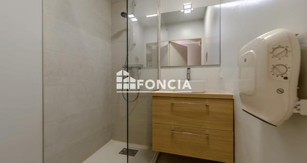 À vendre Appartement 3 pièces 69.2 m² - Avignon 84000
