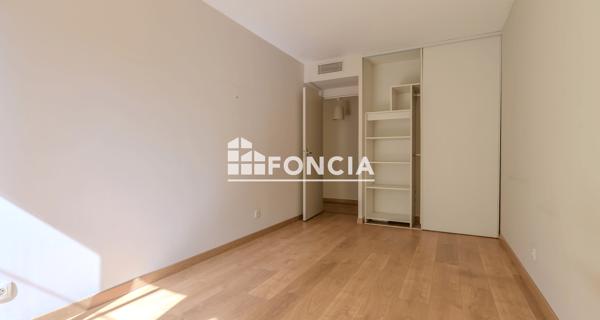 À vendre Appartement 3 pièces 69.2 m² - Avignon 84000