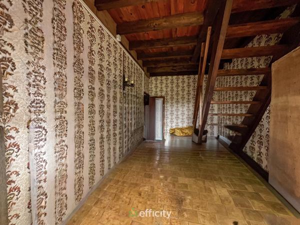 Maison
         3 pièces
        - 84 m² Exclusivité 48 000 € *