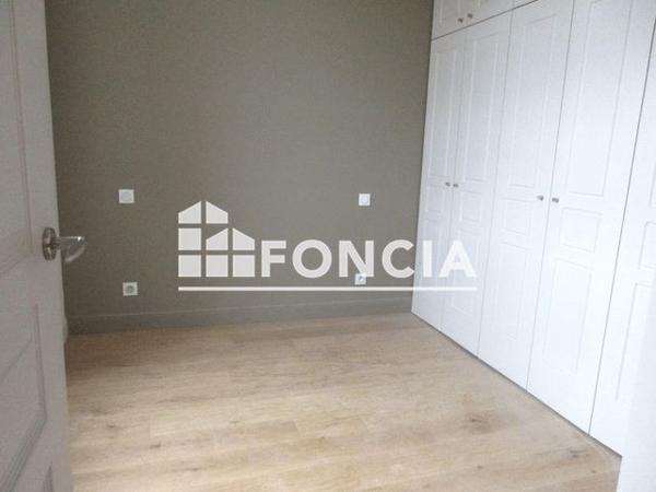 Location Appartement 2 pièces 37.1 m² - 12 PLACE GRAMONT Pau 64000